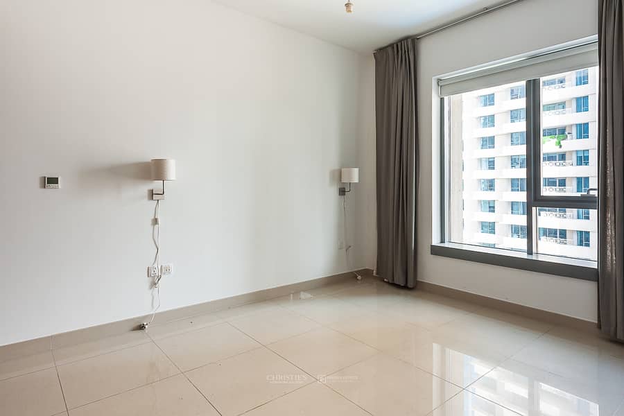 5 Boulevard and Pool View |  1 Bedroom  Apartment