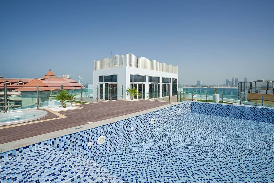 10 Luxurious Penthouse|Huge Terrace|Private Infinity Pool