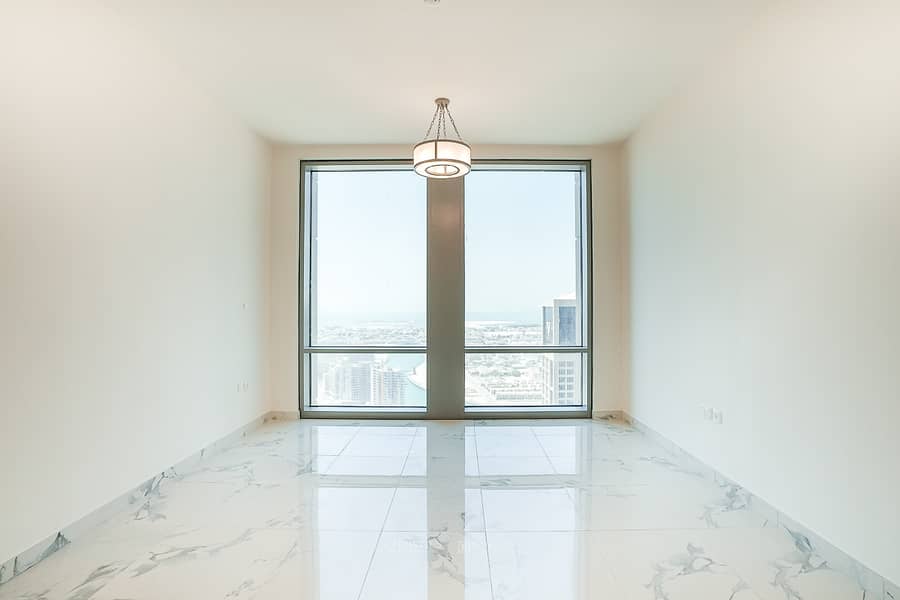 2 IN THE HEART OF DUBAI WITH ENVIABLE VIEWS