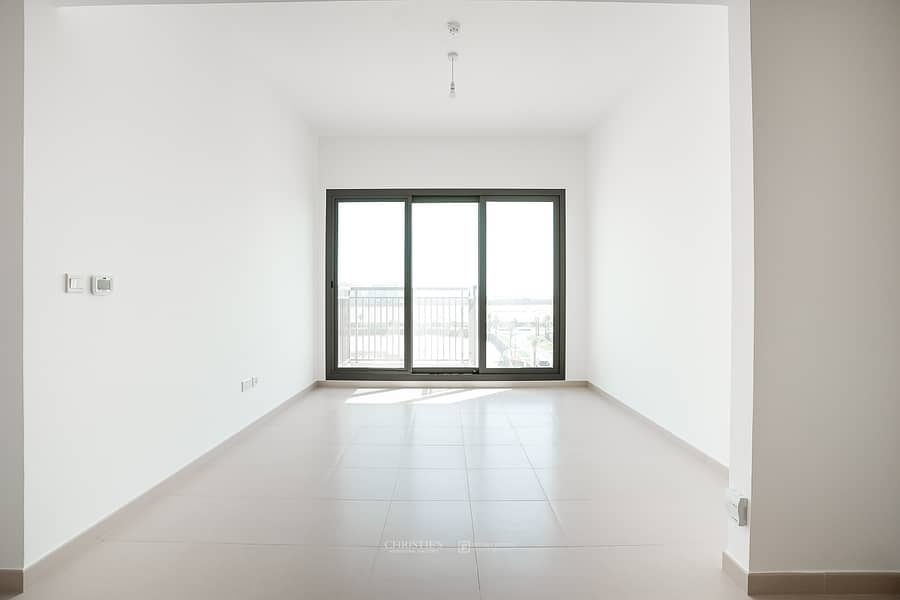 2 Brand New 1BR | Fantastic facilities | Vacant