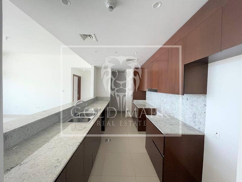 5 Nice Layout | Well Maintained |Bright and Spacious