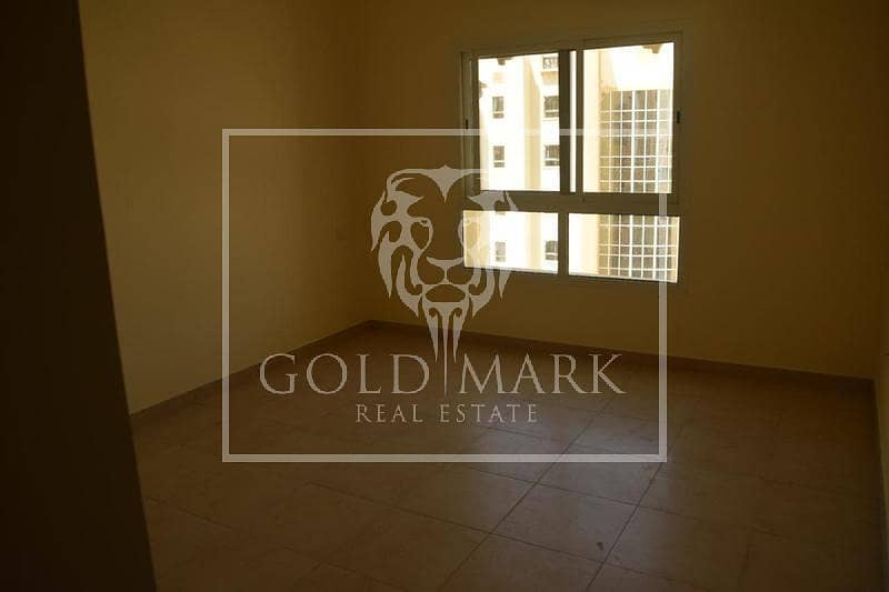 7 2 BR Apartment|Open Kitchen| Rented Till Sept 21