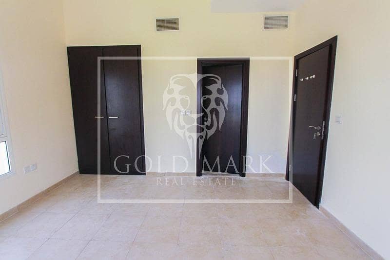 4 Closed Kitchen | With 2 Washrooms | High Floor