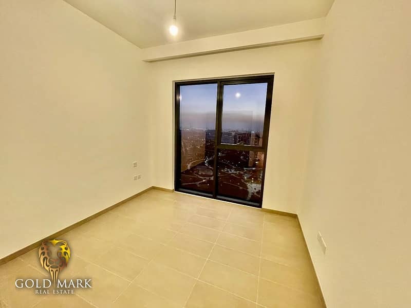 5 Community Park and Pool View | High Floor | Bright