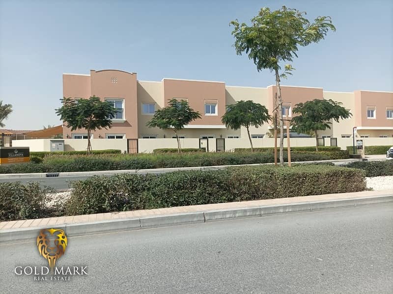 Close To Pool And Park| Agent On Site 18 Of March Close To Pool And Park| Agent On Site 18 Of March