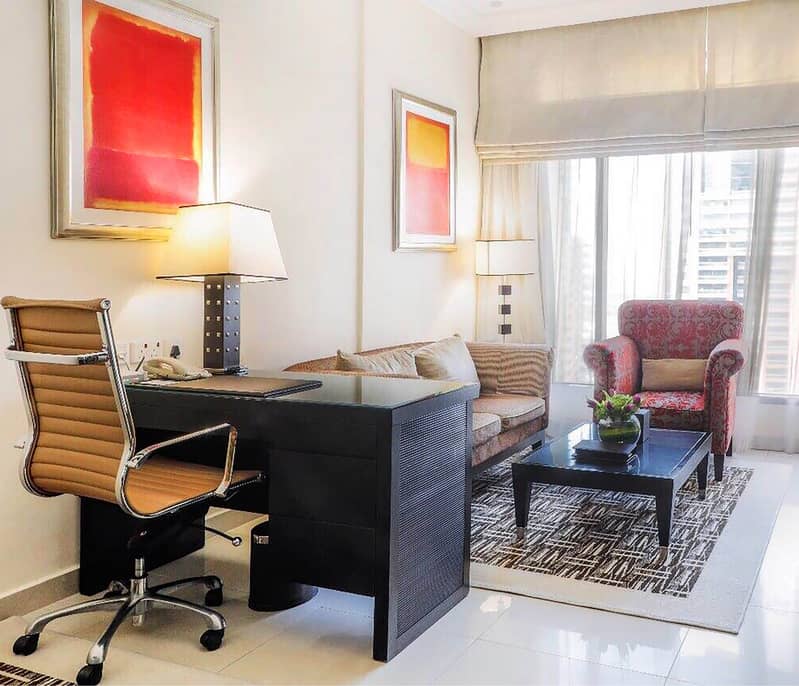 MERCURE DUBAI Living Room. jpg MERCURE DUBAI Living Room. jpg