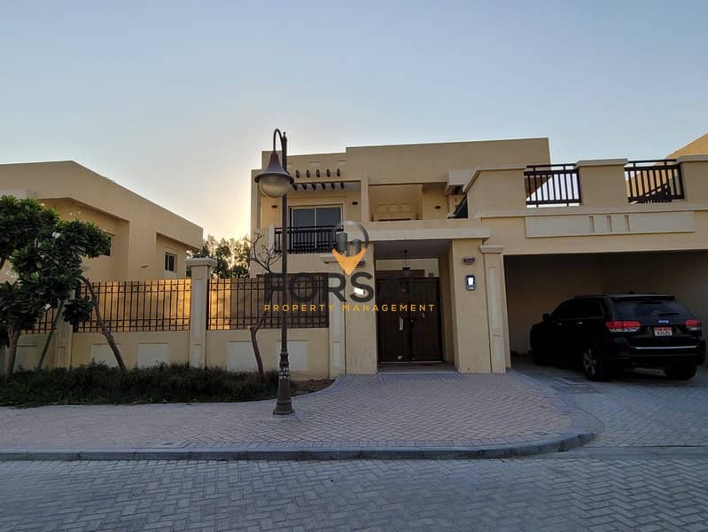 Feel At Home  5br plus Maidsroom | Swimming pool | Rooftop Terrace