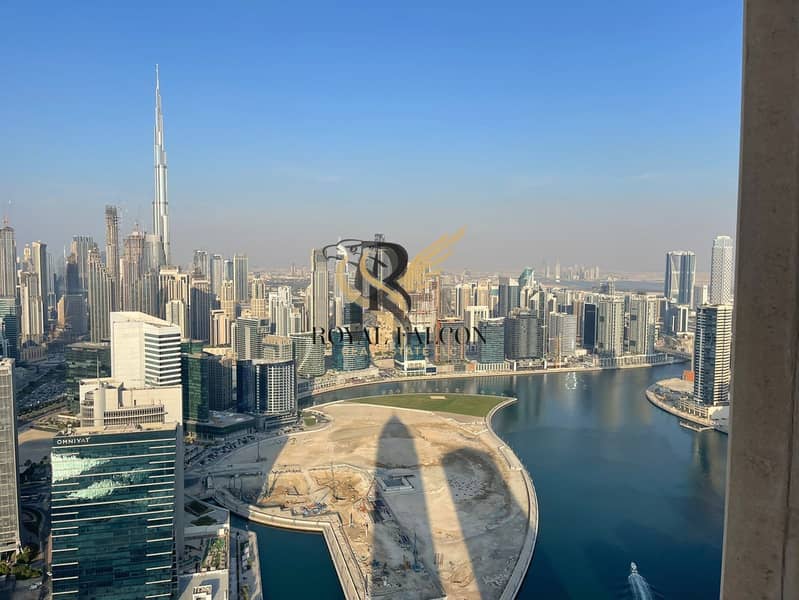 4 Bedroom Apartment with Burj Khalifa and Canal View