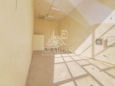 Shop for Rent in Mussafah, Abu Dhabi - WhatsApp Image 2023-12-12 at 14.53. 15. jpeg