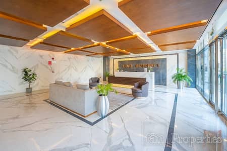 Spacious | Closed Kitchen | Open Views