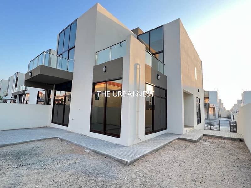 Motivated Seller | Genuine Resale | 4BR End Unit Motivated Seller | Genuine Resale | 4BR End Unit