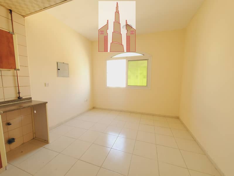 Hot  offer  studio  Apartment  Just  10k  nar  to  lulu  hyper  market  in  muwaileh  sharjah