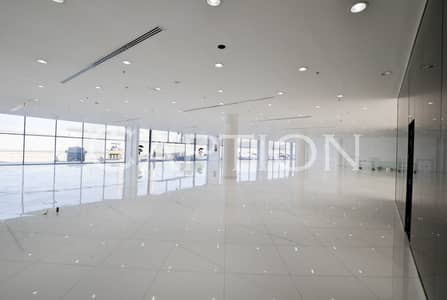Prime Showroom on Sheikh Zayed road. Ready and fitted. Reasonable rent. Ample Parking. Ideal for CARS showroom Prime Showroom on Sheikh Zayed road. Ready and fitted. Reasonable rent. Ample Parking. Ideal for CARS showroom