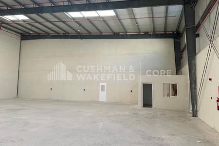 Warehouse for Rent in Mussafah, Abu Dhabi - Brand New | Great Location | Ready to Occupy