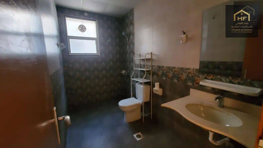 8 519353142-800x600. jpg