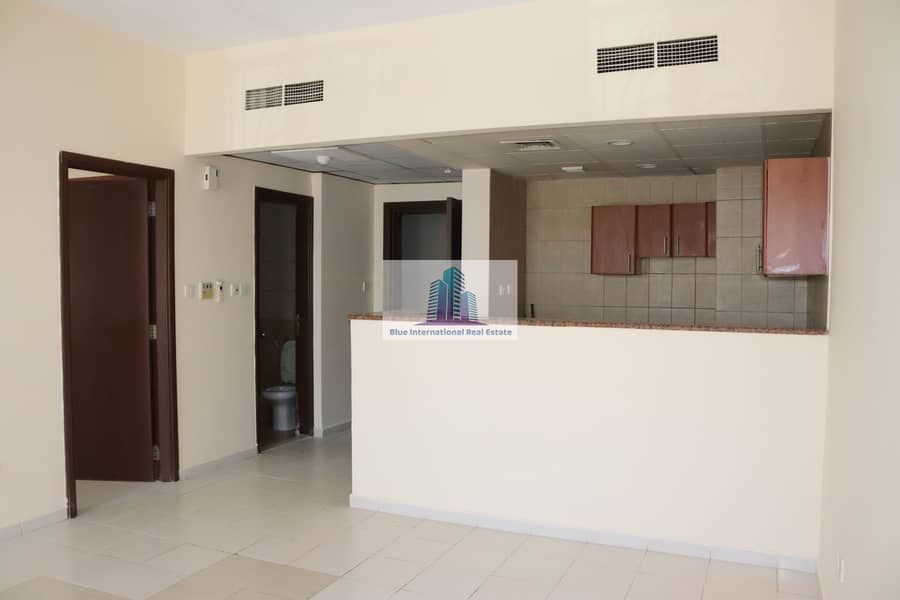 With balcony | P7 | Spacious apartment