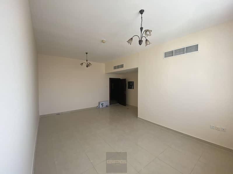 شقة في عجمان وسط المدينة 1 غرفة 25000 درهم - 8333213