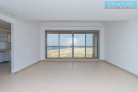 Duplex Apartment - Direct Sea View - Chiller Included