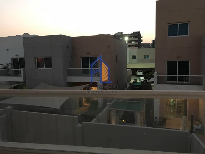 hot price! 4beds double row corner Contemporary village hot price! 4beds double row corner Contemporary village
