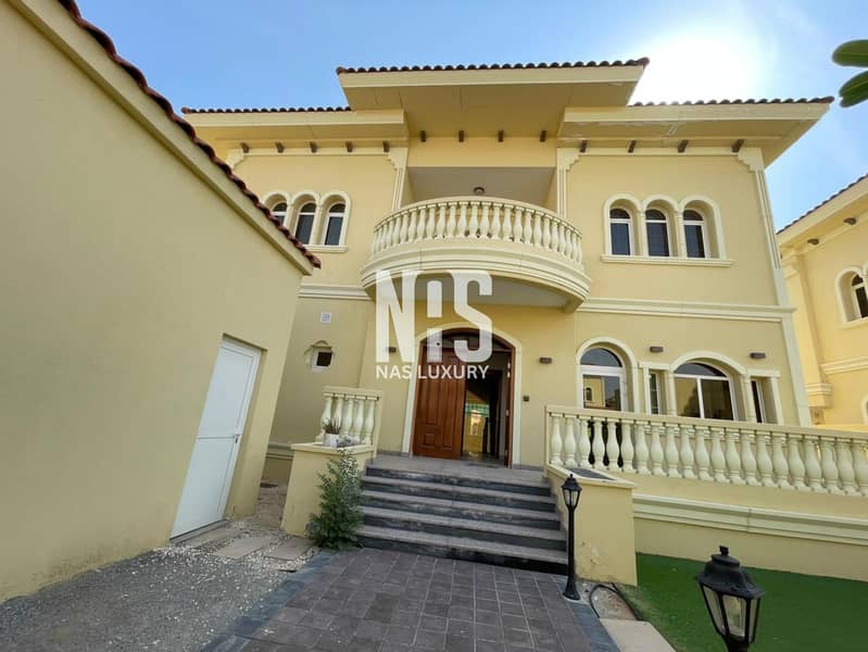 Stunning 3-bedroom Upgraded villa | Good Deal with 0 service charge Stunning 3-bedroom Upgraded villa | Good Deal with 0 service charge
