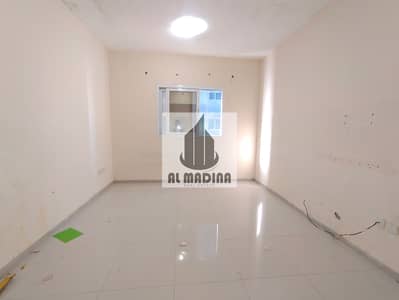 Offer of the week 1bhk in  cheap price// family building // ideal location