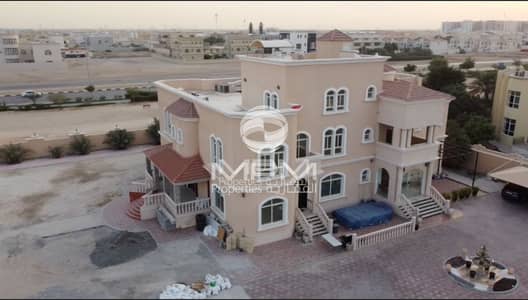 فیلا 8 غرف نوم للبيع في مدينة محمد بن زايد، أبوظبي - فیلا في المنطقة 19،مدينة محمد بن زايد 8 غرف 14200000 درهم - 8341323