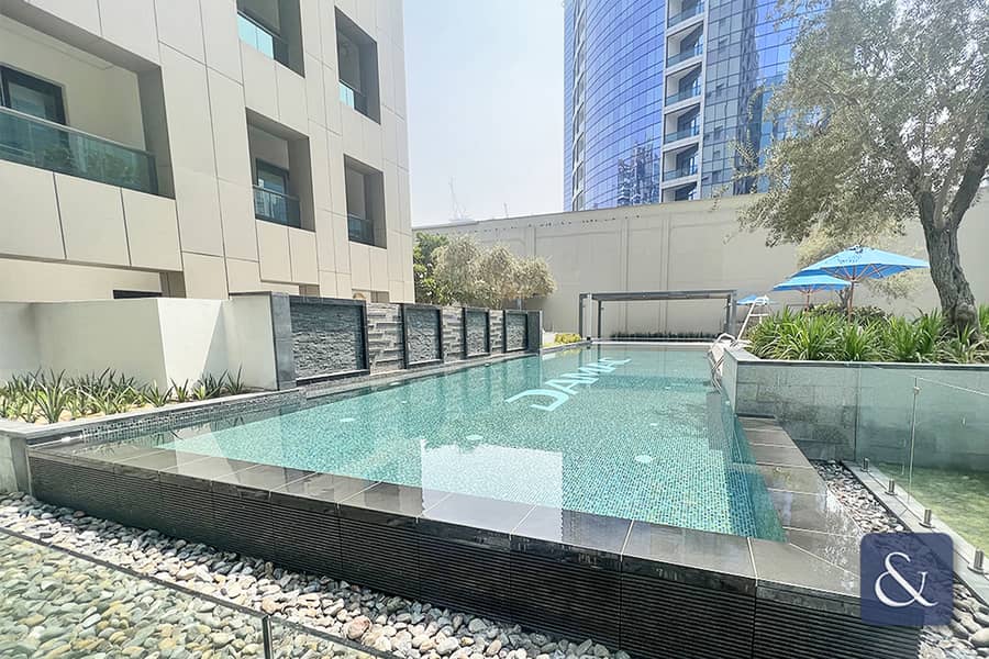 Corner unit | Canal View | Modern Corner unit | Canal View | Modern