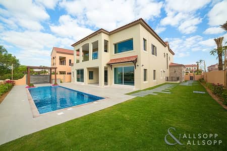 Unique | Large Plot | Completely Remodelled Unique | Large Plot | Completely Remodelled