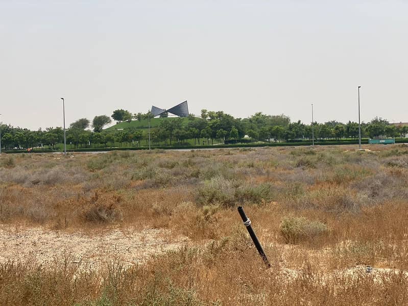 Land for sale in Sharjah Al Suyoh without service fees and at a special price per foot