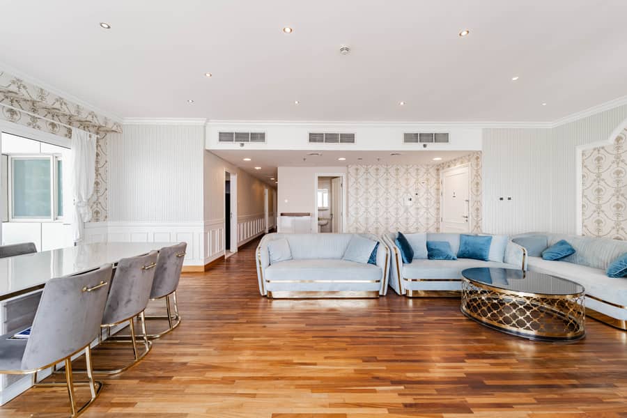 Vacant | Upgraded | High Floor Vacant | Upgraded | High Floor