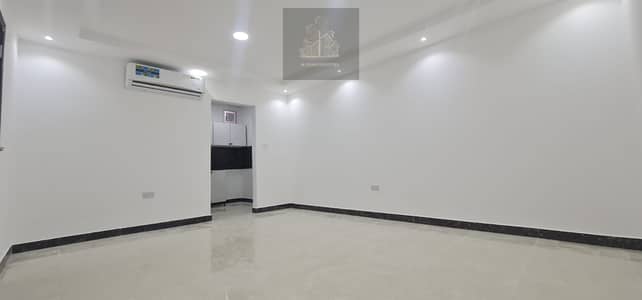 Studio for Rent in Madinat Al Riyadh, Abu Dhabi - WhatsApp Image 2023-12-20 at 7.52. 40 PM(1). jpeg