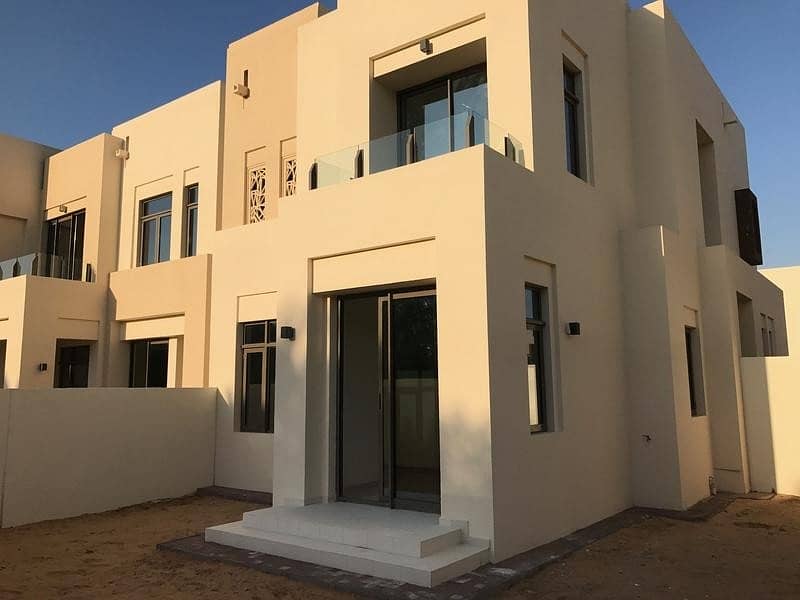 The lowest price in market 03 bed in mira oasis for rent