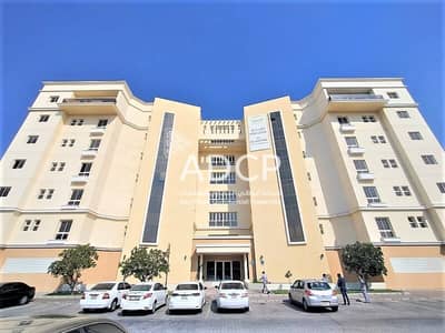 فلیٹ 3 غرف نوم للايجار في بني ياس، أبوظبي - External view (1). jpg