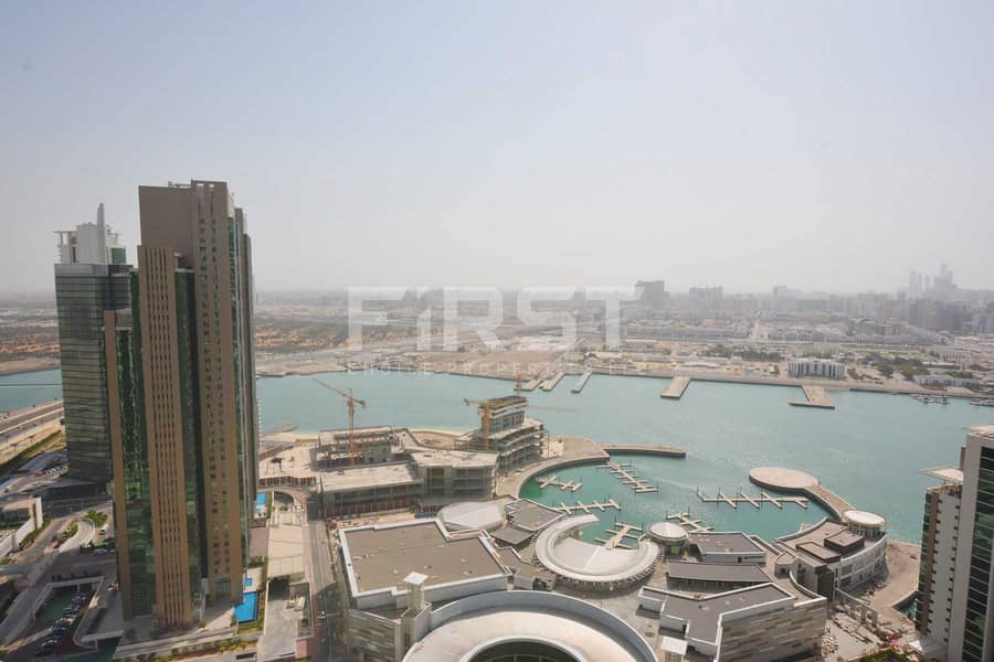 2 Internal Photo of 1 Bedroom Apartment in Al Maha Tower Marina Square Al Reem Island Abu Dhabi UAE (13). jpg