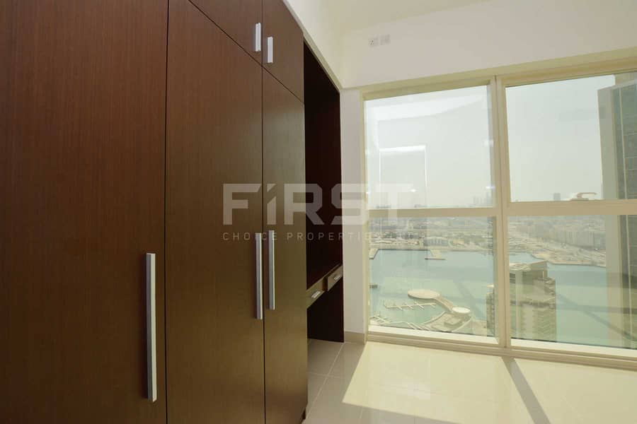 16 Internal Photo of 1 Bedroom Apartment in Al Maha Tower Marina Square Al Reem Island Abu Dhabi UAE (24). jpg