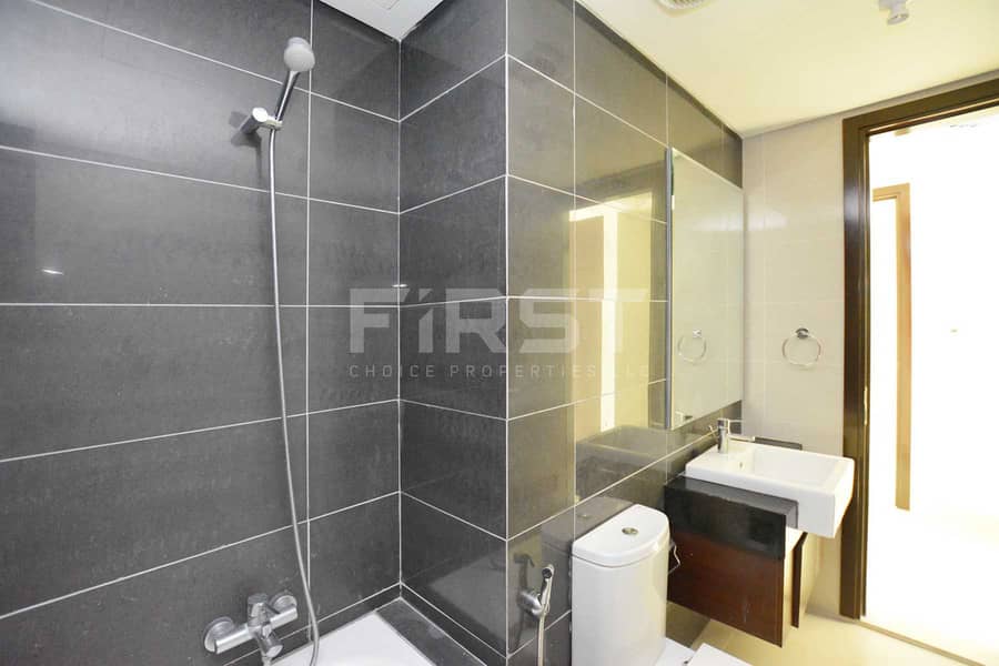 17 Internal Photo of 1 Bedroom Apartment in Al Maha Tower Marina Square Al Reem Island Abu Dhabi UAE (28). jpg