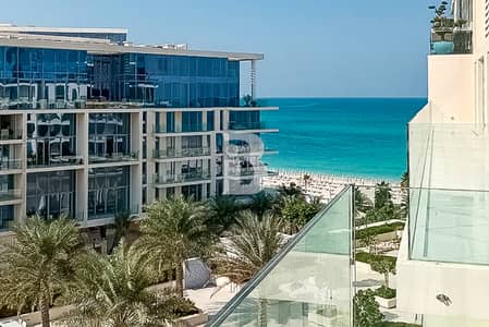 4 Bedroom Flat for Sale in Saadiyat Island, Abu Dhabi - Vacant 4 Bedroom Amazing Apartment|Next to Beach