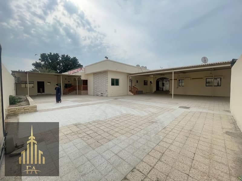 10 bedroom villa for rent in Al Ghubaiba Sharjah rent 100k villasize15k s/f