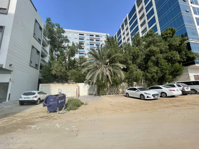Commercial residential villa for sale in Rawda 2. The second piece of Al Hamidiya Street