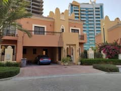 5 غرف نوم - 6 حمام - في فلل بلومينغديل - مدينة دبي الرياضية