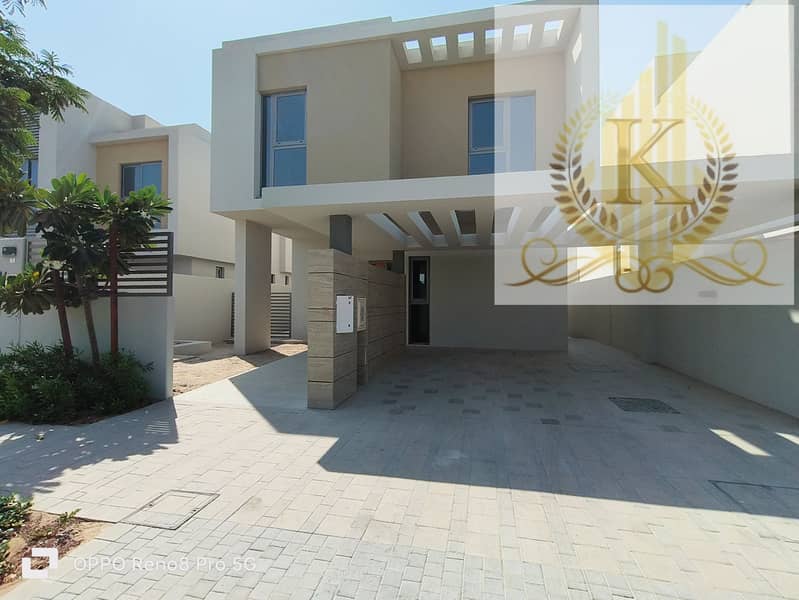 ****** Luxurious 03 BHK Villa for Sale in Al Zahiya ******