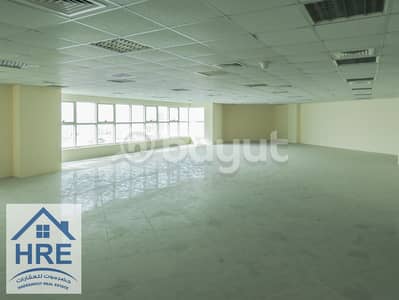 Office for Rent in Al Majaz, Sharjah - SPACIOUS SPACE OFFICE FOR RENT- GOOD PAYMENT PLAN***