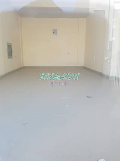 Shop for Rent in Muwailih Commercial, Sharjah - BRAND NEW 400 sqft SHOPS AVAILABLE ON UNIVERSITY CITY ROAD