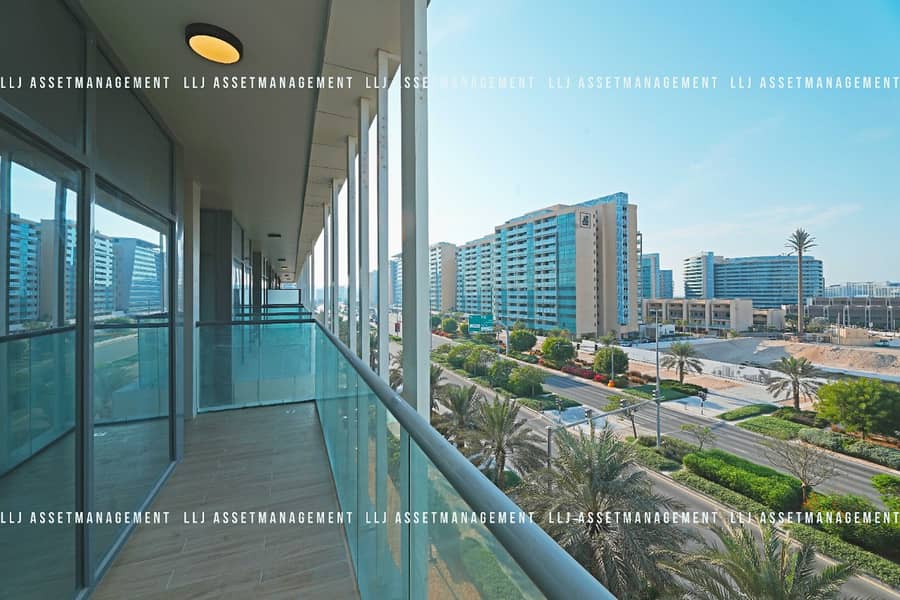 Fully Furnished| Ready to Move In|Balcony Fully Furnished| Ready to Move In|Balcony