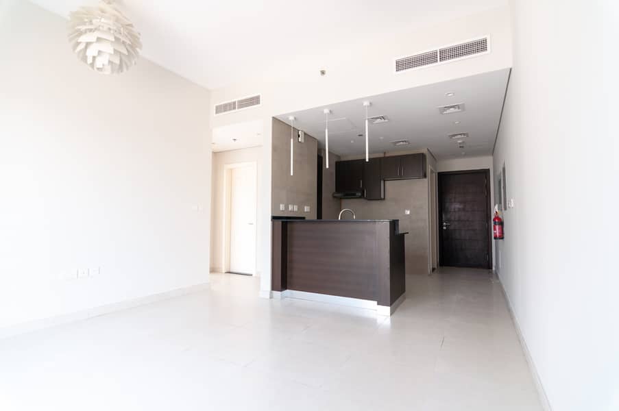 شقة في مدينة الخدمات اللوجستية‬،دبي الجنوب 2 غرف 60000 درهم - 7326896