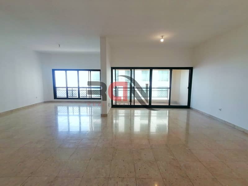 Gorgeous | Sea View 4 Bedroom Apartment | 2 Balconies | Parking | MR | Laundry Room