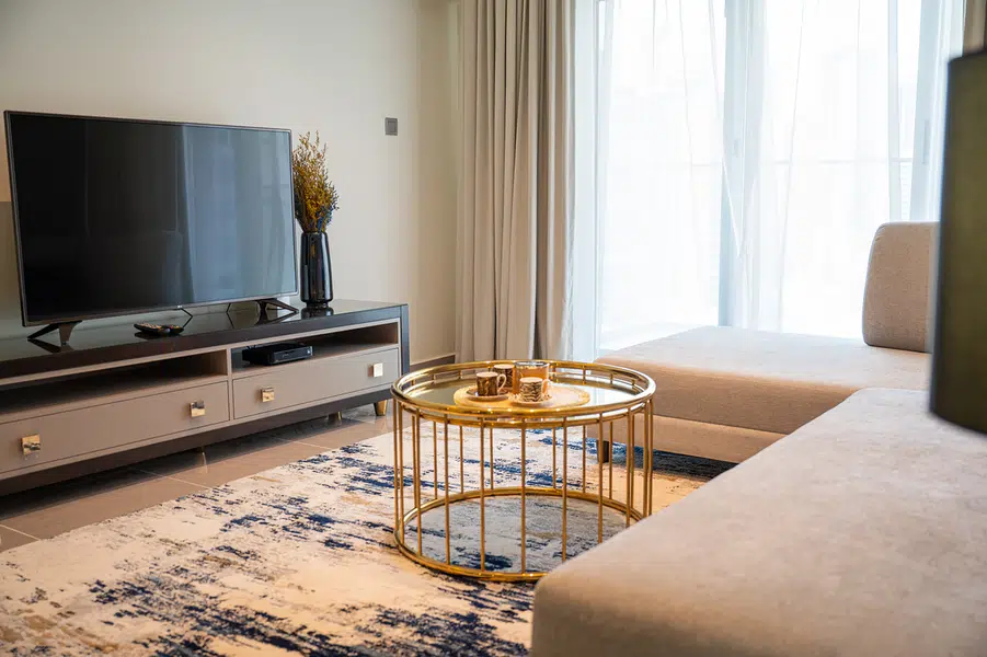 Stunning High-Floor 1BR | Burj Khalifa View | Pool & Gym