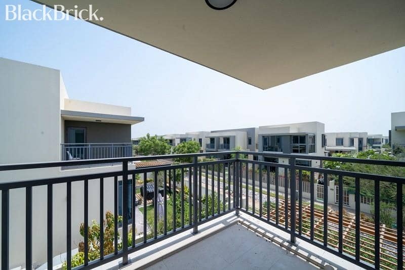 Vacant | Vastu | Close to Pool | Greenbelt Vacant | Vastu | Close to Pool | Greenbelt