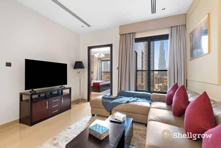 1 Bedroom Apartment for Rent in Downtown Dubai, Dubai - Living room
