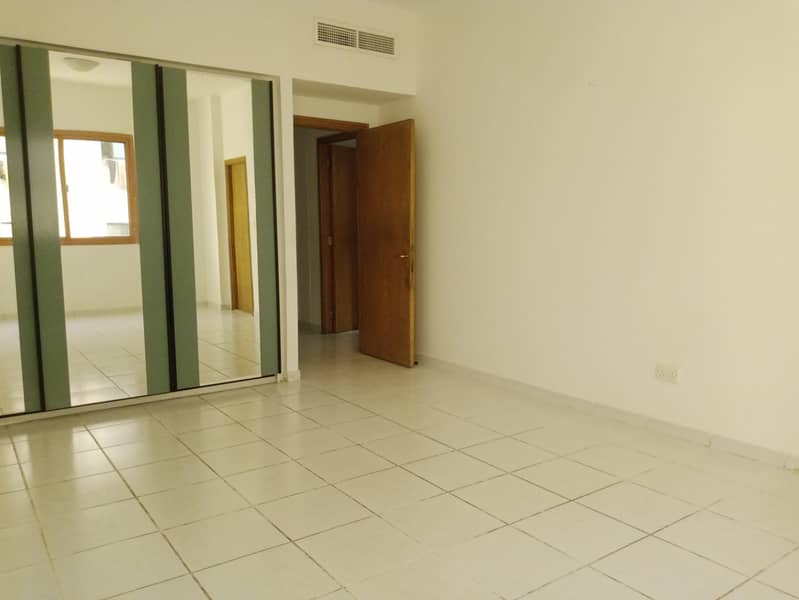 位于迪拜湾，阿尔曼霍尔街区 3 卧室的公寓 105000 AED - 8379000